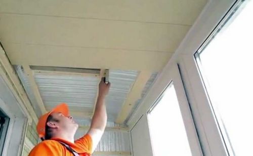 Чем отделать балкон внутри: видео-инструкция по монтажу своими руками, варианты, как лучше, фото