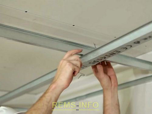 Как сделать потолок из гипсокартона