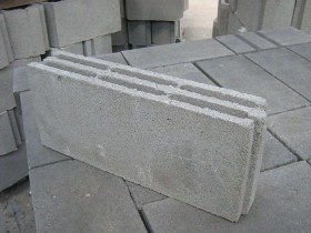 Монтаж перегородок из керамзитоблоков, способы быстрой кладки межкомнатных стен керамзитными блоками
