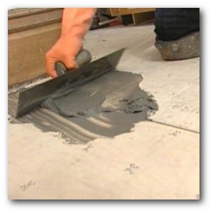 Шпаклевка по бетону для наружных и внутренних работ: как сделать, чем шпаклевать бетонные стены, видео-инструкция по монтажу своими руками, фото и цена