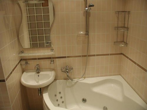 Отделка ванной комнаты керамической плиткой, фото интерьеров и видео материалы по облицовки