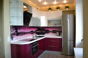 Современный интерьер кухни со скинали, картинки и фото с вариантами скинали в интерьере кухни