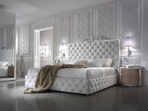 Белые кровати (60 фото): светлый дизайн интерьера спальни, 120 х 200 и другие размеры, кожаная глянцевая модель со стразами, классика и модерн