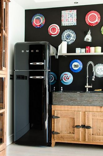 Цветные холодильники (83 фото): модели оранжевого и стального, салатового и цвета металлик