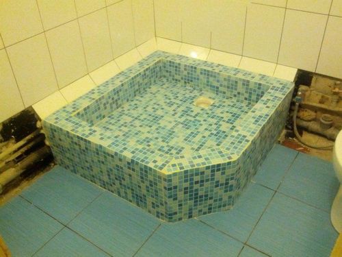 Душевая кабина в маленькой ванной комнате фото: поддоны вместо душа, угловой санузел без кабины, дизайн