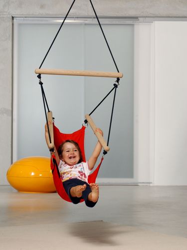 Качели для новорожденных (75 фото): детские люлька, кресло и колыбель для малышей, отзывы врачей, рейтинг лучших