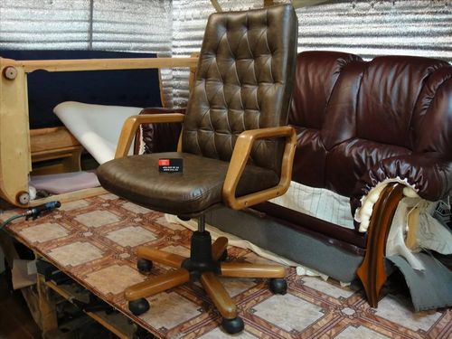 Кожаные кресла (51 фото): мягкие кресла для дома из кожи и экокожи, диваны для отдыха из кожзама