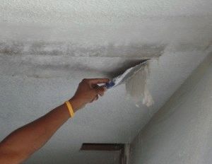 можно ли красить водоэмульсионной краской по побелке потолка