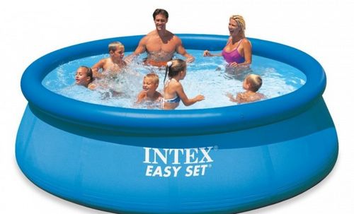 Надувной бассейн «Intex»