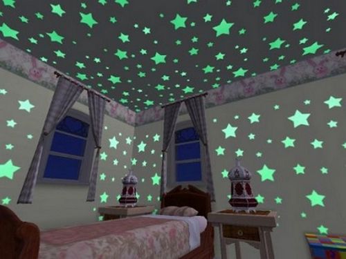 Наклейки-звездочки на потолок для создания эффекта "звездное небо"