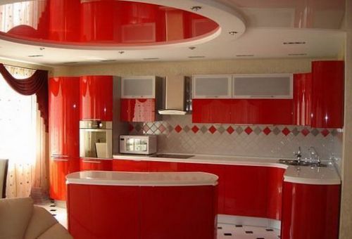 Натяжные потолки для кухни (16 фото). Дизайн натяжного потолка в кухне 
