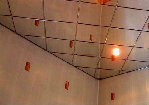 Потолок из пенопласта - виды плит, преимущества и недостатки
