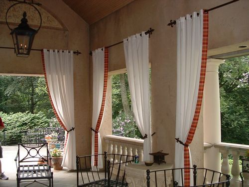 Шторы для веранды и террасы (54 фото): изделия для открытой летней веранды, ткань для уличных занавесок