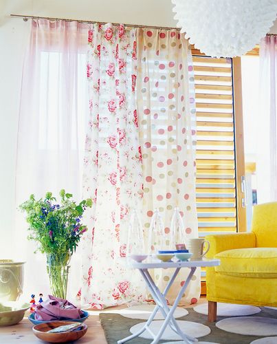Шторы из вуали (60 фото): льняные модели из двух цветов для гостиной и зала, занавески на кухню