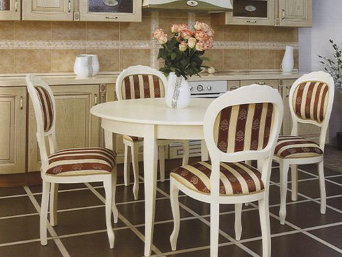 Выбор современных табуреток и стульев для кухни обычной и складной конструкции